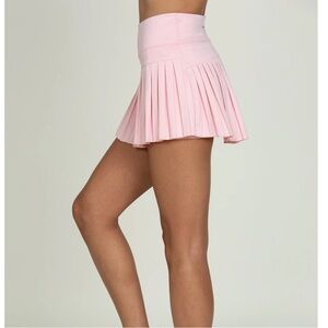 Gold Hinge almond blossom pleated tennis skirt size small